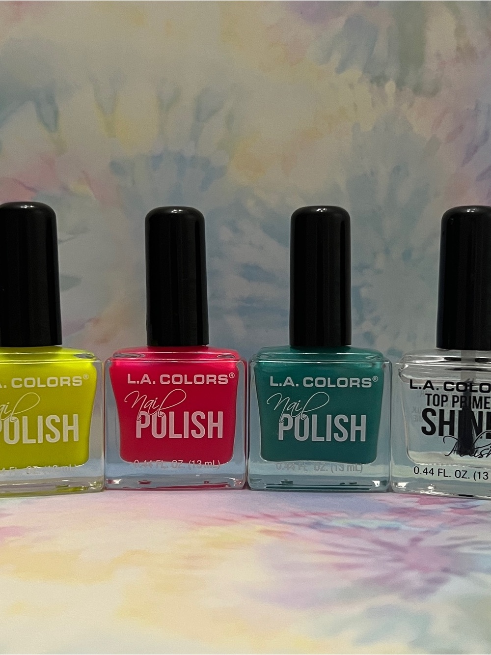 L.A. COLORS 4 PC Nail Polish
Limited Edition 2021
Discontinued Holiday Set